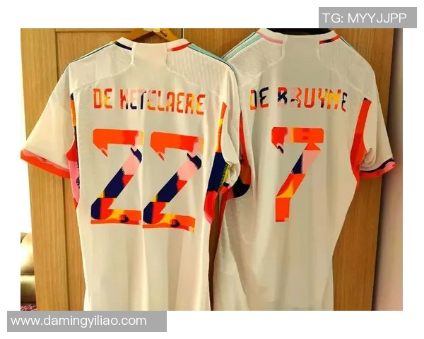 球服如何通过设计与风格展现足球明星的个性与魅力